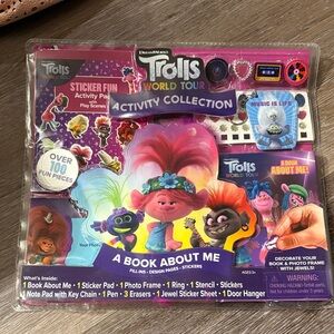 NIB-Dreamworks Trolls World Tour Activity Collection